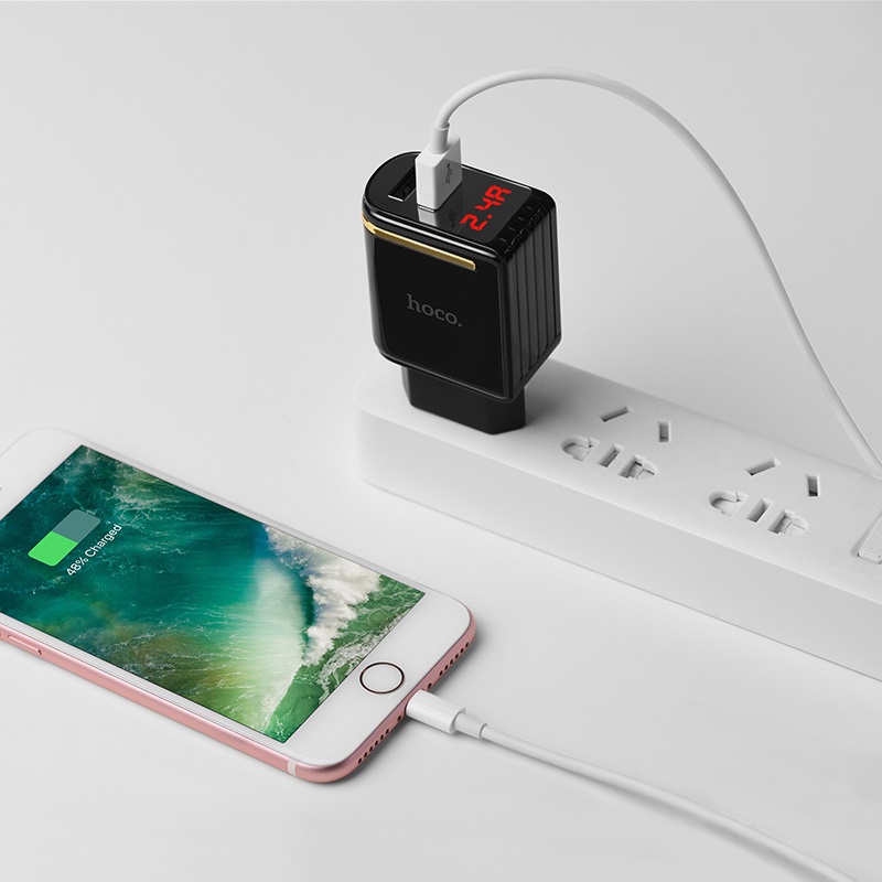 HOCO C39A 12W 2.4A Dual USB Charger with LED Display (Black) EU Plug