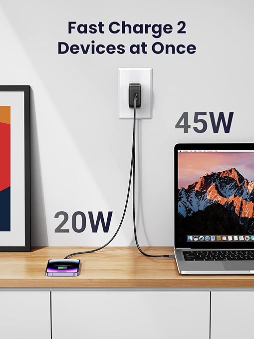 UGREEN 70866 PD 66W GAN Fast Charger 2XC - Dual USB-C Ports for Rapid Charging