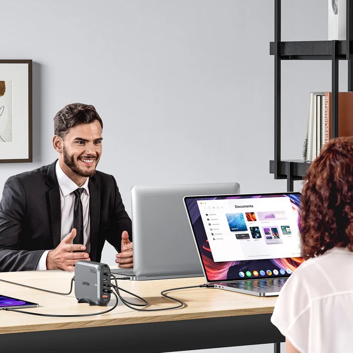 Buy UNITEK 188W PD3.1 Desktop GaN Charging Station 5-Port Laptop & Phone Charger Online in Pakistan - UGREEN PK