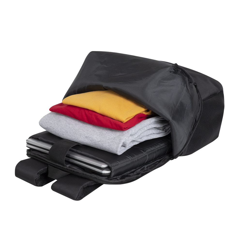 Buy RIVACASE BUNDLE 05 / 8068 Black Laptop Backpack 15.6" + 750ml Sports Bottle Online in Pakistan - UGREEN PK