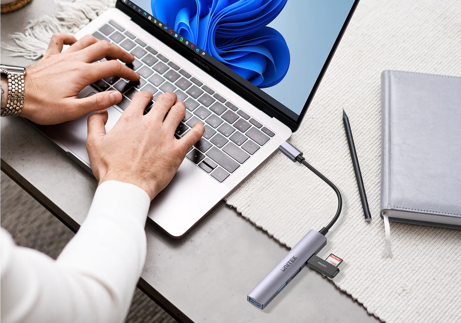 UNITEK uHUB Q4 USB-C Hub 4-in-1 USB-A Adapter (5Gbps + 3x USB 2.0) Buy UNITEK uHUB Q4 USB-C Hub 4-in-1 USB-A Adapter (5Gbps + 3x USB 2.0) Online in Pakistan - UGREEN PK