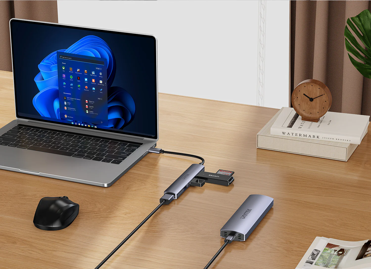 UNITEK uHUB Q4 USB-C Hub 4-in-1 USB-A Adapter (5Gbps + 3x USB 2.0) Buy UNITEK uHUB Q4 USB-C Hub 4-in-1 USB-A Adapter (5Gbps + 3x USB 2.0) Online in Pakistan - UGREEN PK