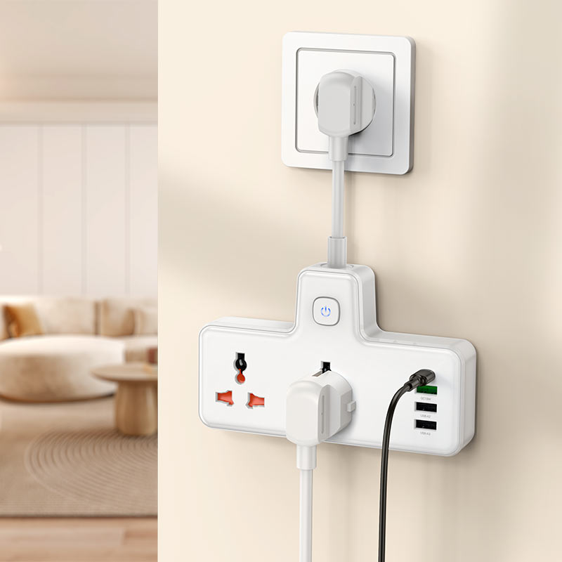 Buy HOCO AC12A Reise 30W Power Strip with 2 AC Sockets & 4 USB Ports (3x USB-A + 1x USB-C) Online in Pakistan - UGREEN PK