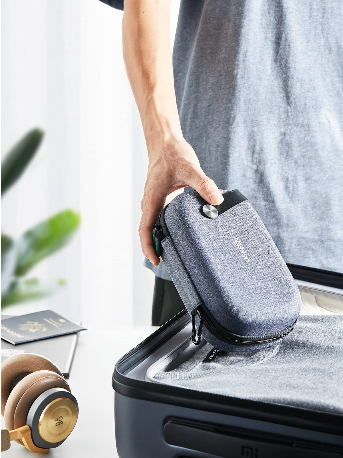 Buy UGREEN 50903 Travel Case Organizer Bag for Power Bank, Cables, Hard Drive, Charger, Memory Cards Online in Pakistan - UGREEN PK